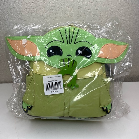 Loungefly Star Wars The Mandalorian The Child Mini Backpack - Picture 2 of 3